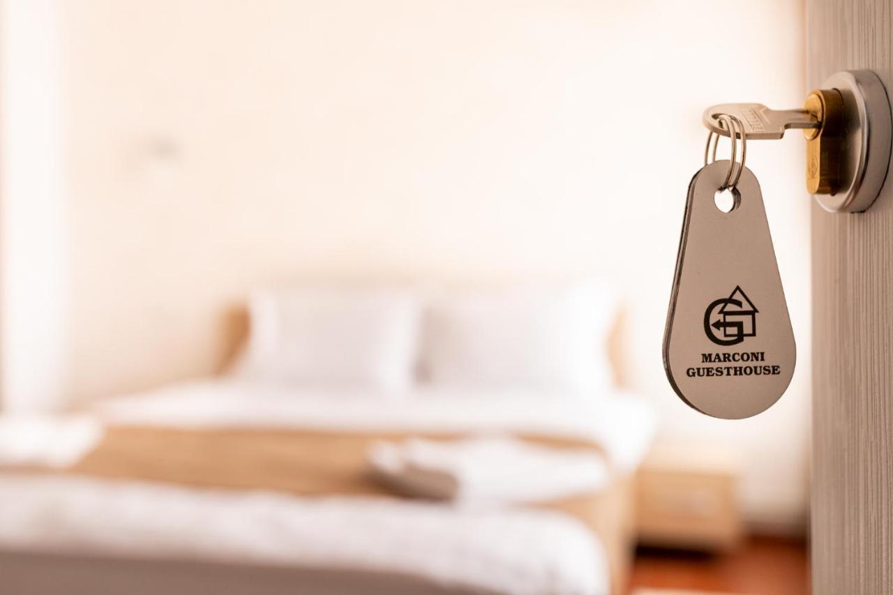 Marconi Guesthouse Hunedoara Eksteriør bilde