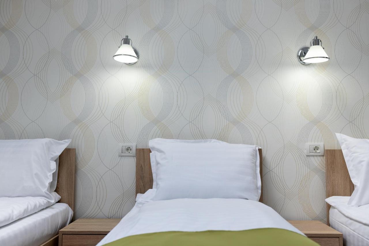 Marconi Guesthouse Hunedoara Eksteriør bilde