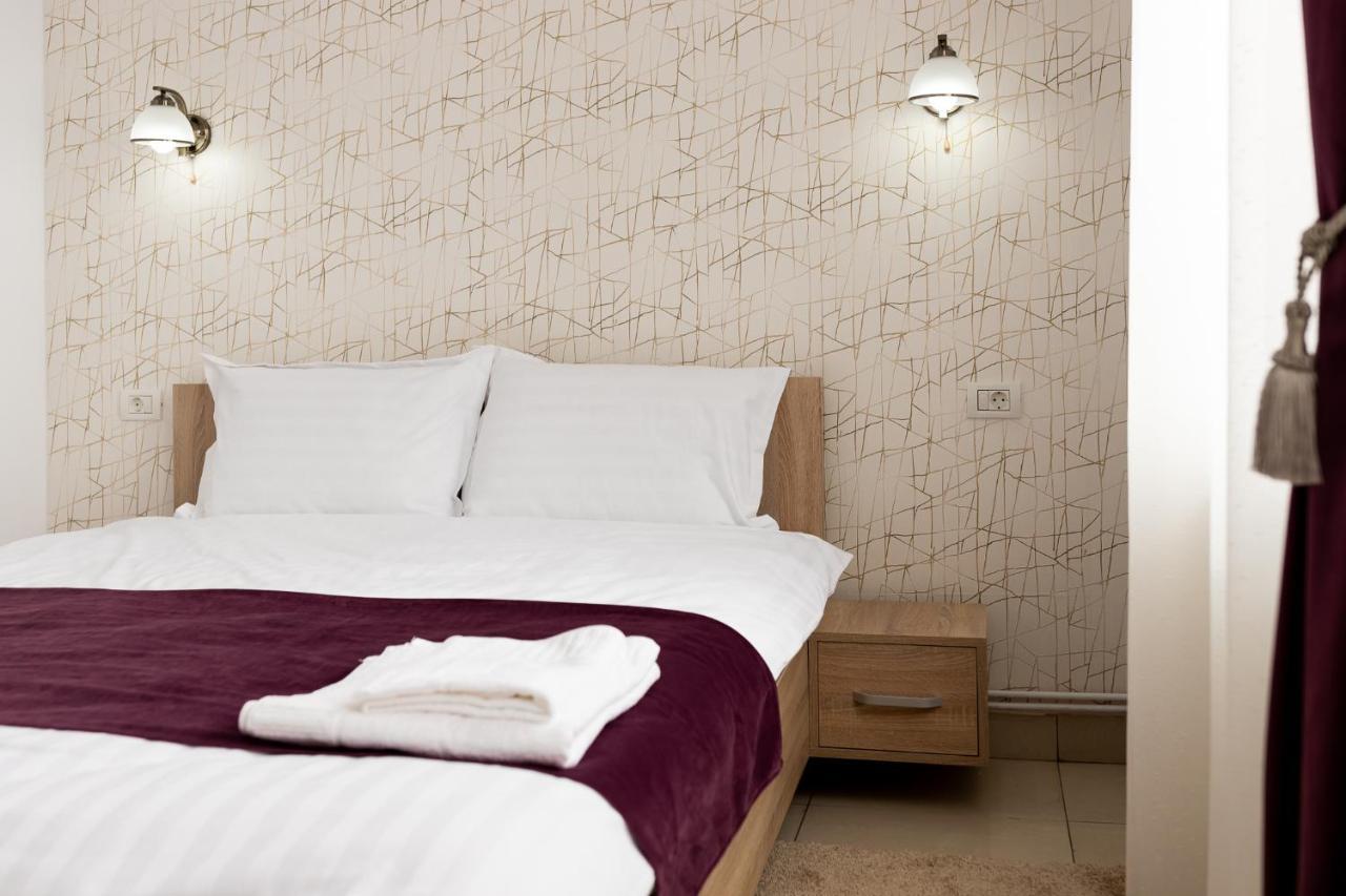 Marconi Guesthouse Hunedoara Eksteriør bilde