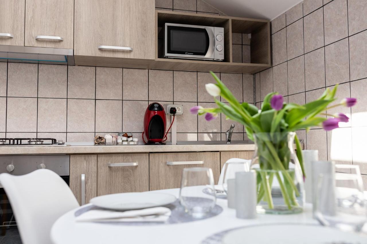 Marconi Guesthouse Hunedoara Eksteriør bilde