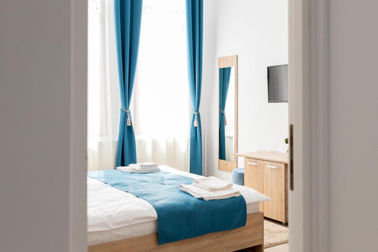 Marconi Guesthouse Hunedoara Eksteriør bilde